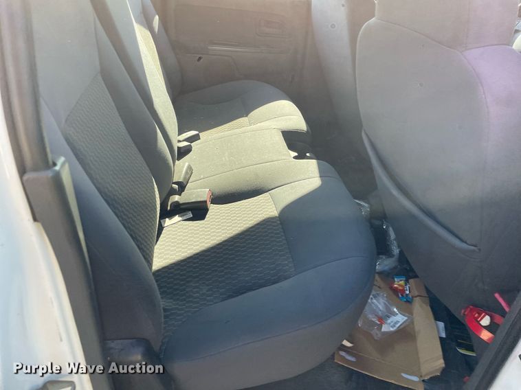 image for item NY9692 2006 Chevrolet Colorado  Crew Cab pickup truck