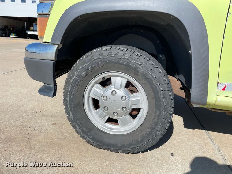 image for item NY9692 2006 Chevrolet Colorado  Crew Cab pickup truck