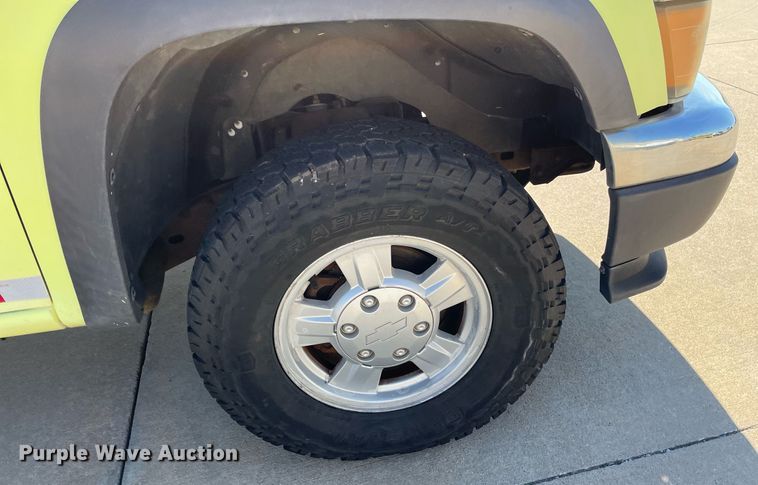 image for item NY9692 2006 Chevrolet Colorado  Crew Cab pickup truck