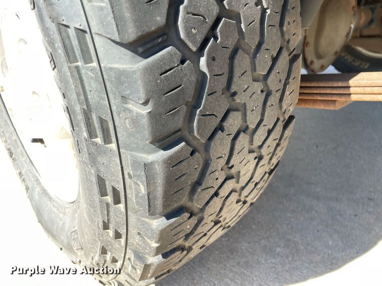 image for item NY9692 2006 Chevrolet Colorado  Crew Cab pickup truck