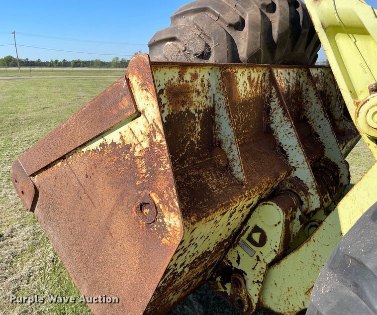 image for item NY9693 1998 Case 921B wheel loader
