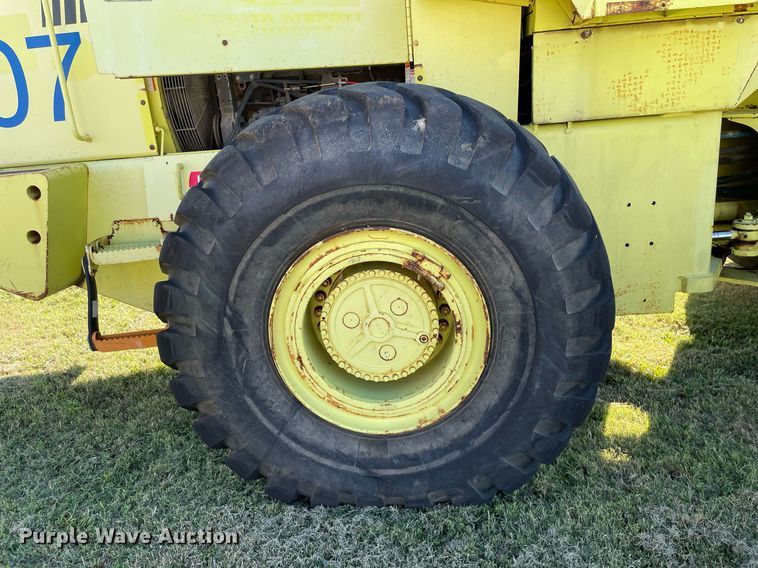 image for item NY9693 1998 Case 921B wheel loader