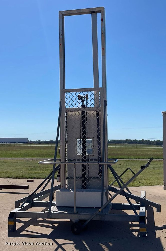 image for item NY9694 AMS GSE DPL99A wheelchair lift