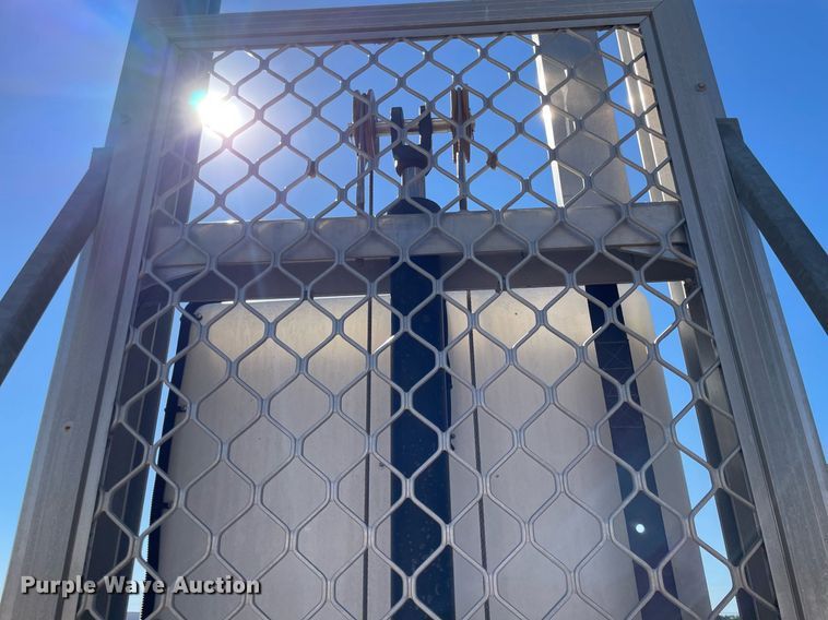 image for item NY9694 AMS GSE DPL99A wheelchair lift