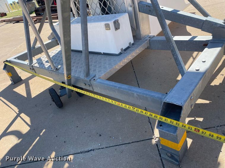 image for item NY9694 AMS GSE DPL99A wheelchair lift