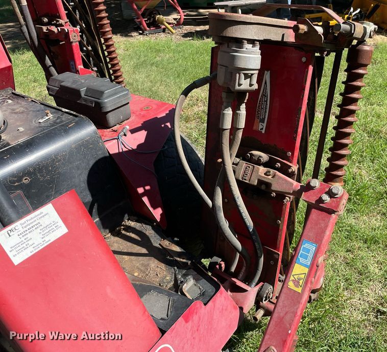 image for item NY9696 Toro Reelmaster 400D reel mower