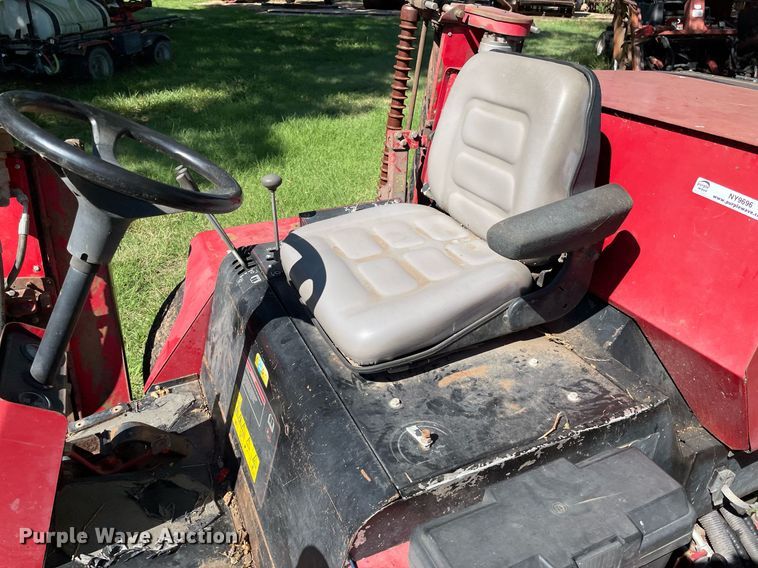 image for item NY9696 Toro Reelmaster 400D reel mower