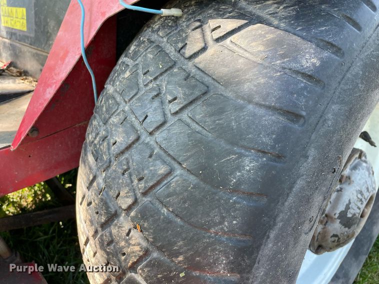 image for item NY9696 Toro Reelmaster 400D reel mower