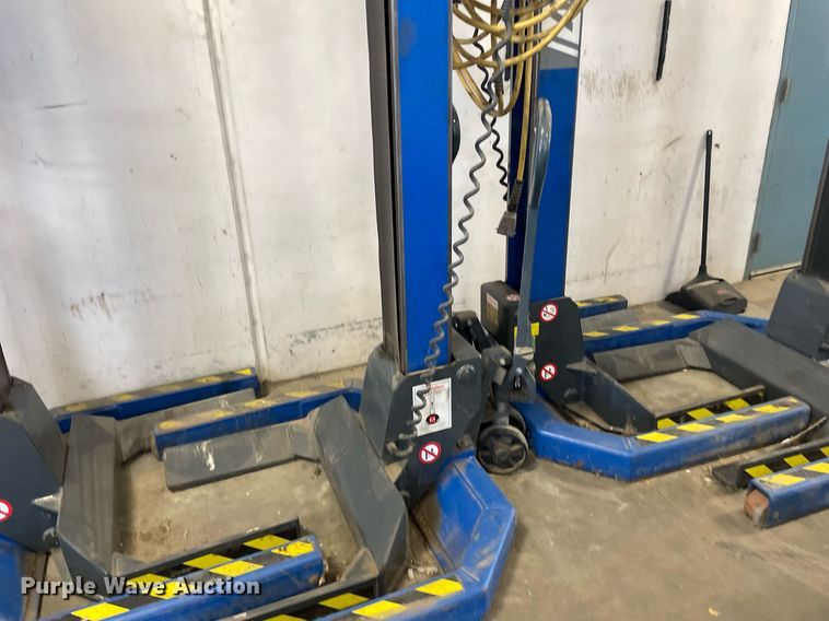 image for item NY9700 (4) Maha MCL 15-4LF column lifts 