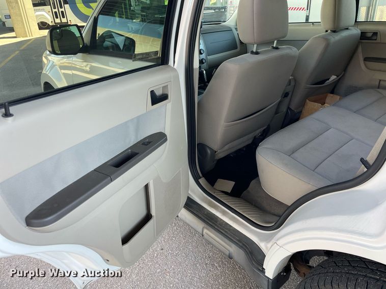 image for item NY9703 2010 Ford  Escape SUV