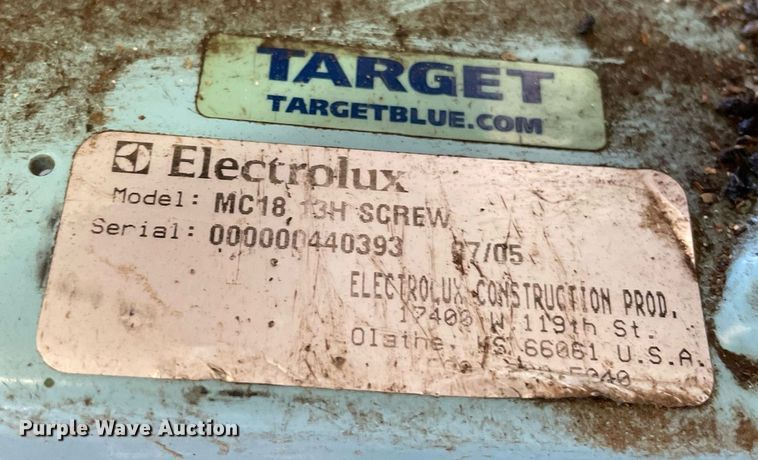 image for item NY9706 Target MC18 concrete saw