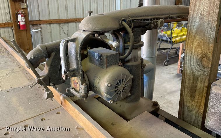 image for item NY9707 DeWalt R2 radial arm saw