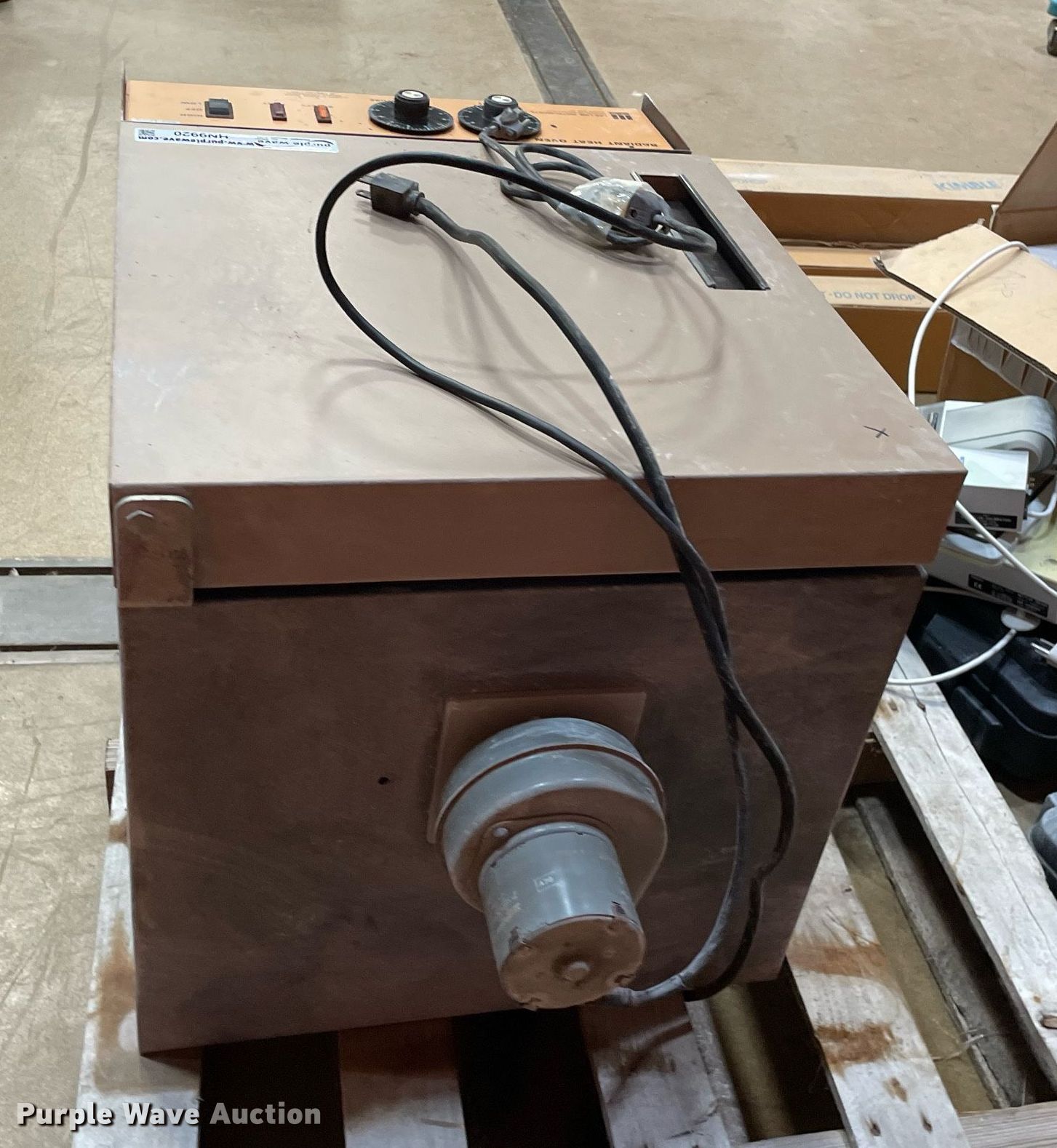 LabLine Instruments Imperial II incubator in Wichita, KS Item HN9920