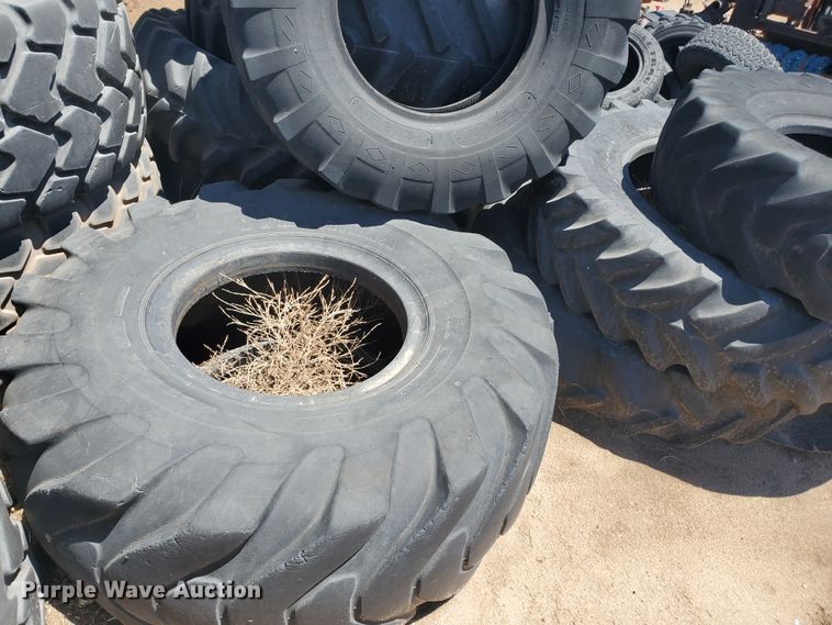 image for item DI5112 Approximately 26 tires