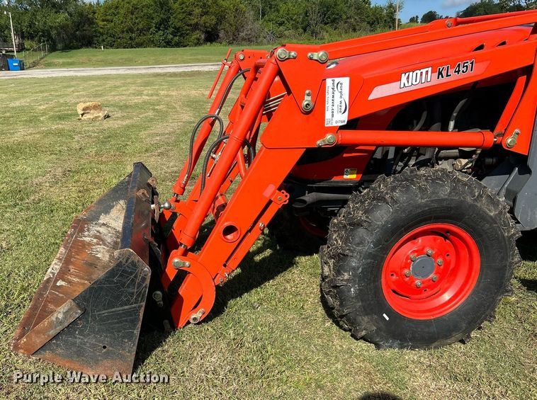 image for item DI7986 2007 Kioti DK45S  MFWD tractor