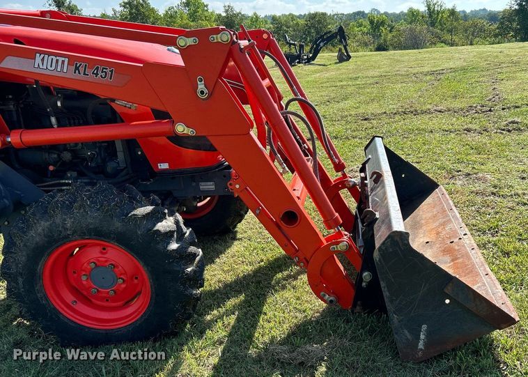 image for item DI7986 2007 Kioti DK45S  MFWD tractor