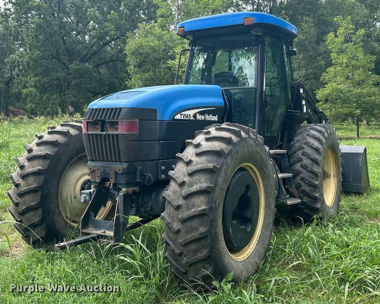 image for item DI7989 2004 New Holland TV145  bi-directional tractor