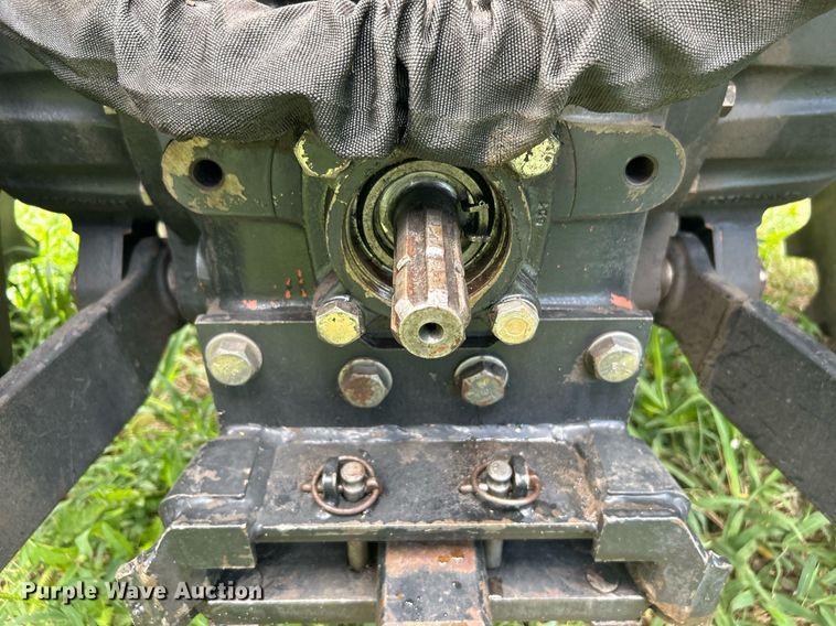 image for item DI7989 2004 New Holland TV145  bi-directional tractor