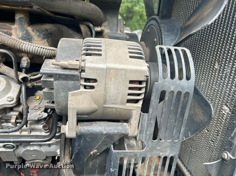 image for item DI7989 2004 New Holland TV145  bi-directional tractor