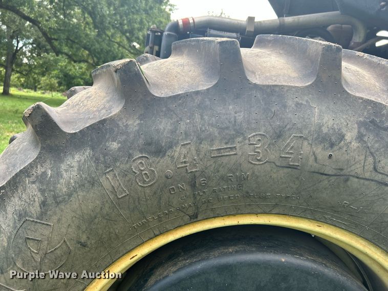 image for item DI7989 2004 New Holland TV145  bi-directional tractor