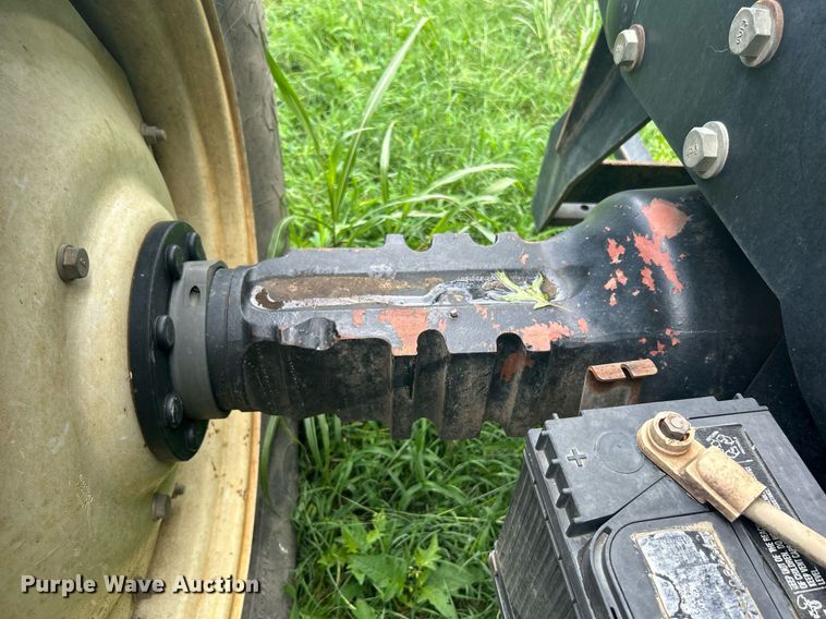 image for item DI7989 2004 New Holland TV145  bi-directional tractor