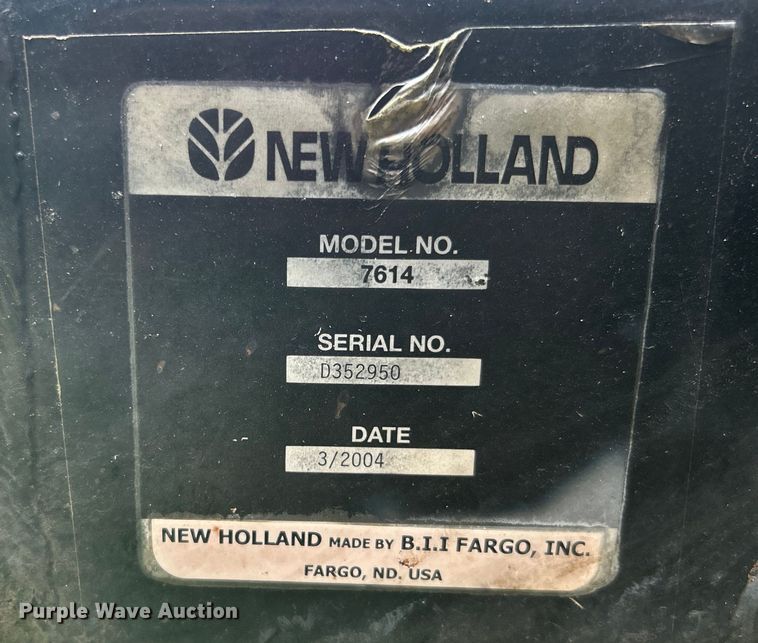 image for item DI7989 2004 New Holland TV145  bi-directional tractor