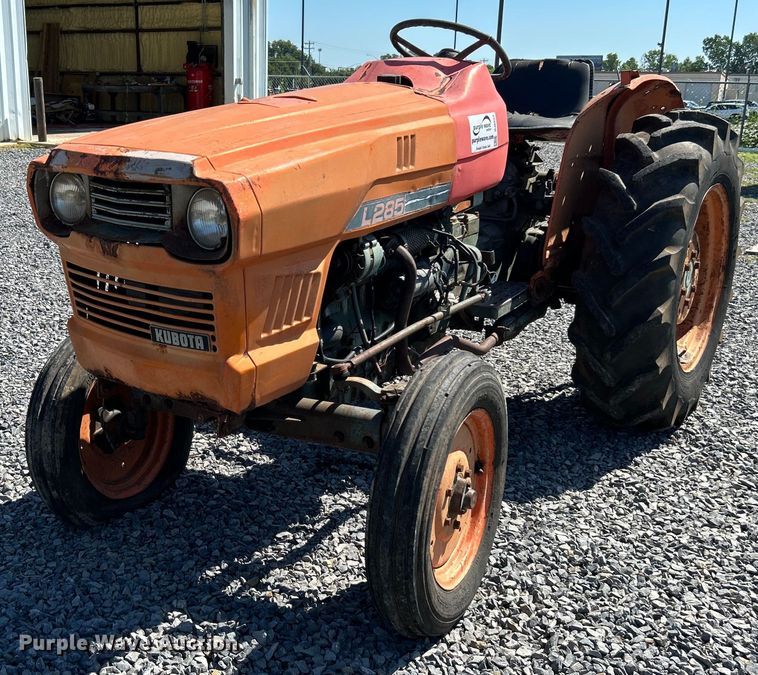 image for item DJ6252 Kubota L285  tractor