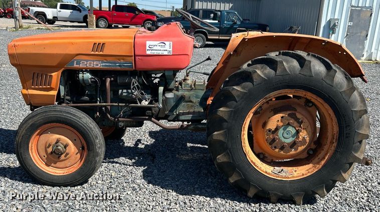 image for item DJ6252 Kubota L285  tractor