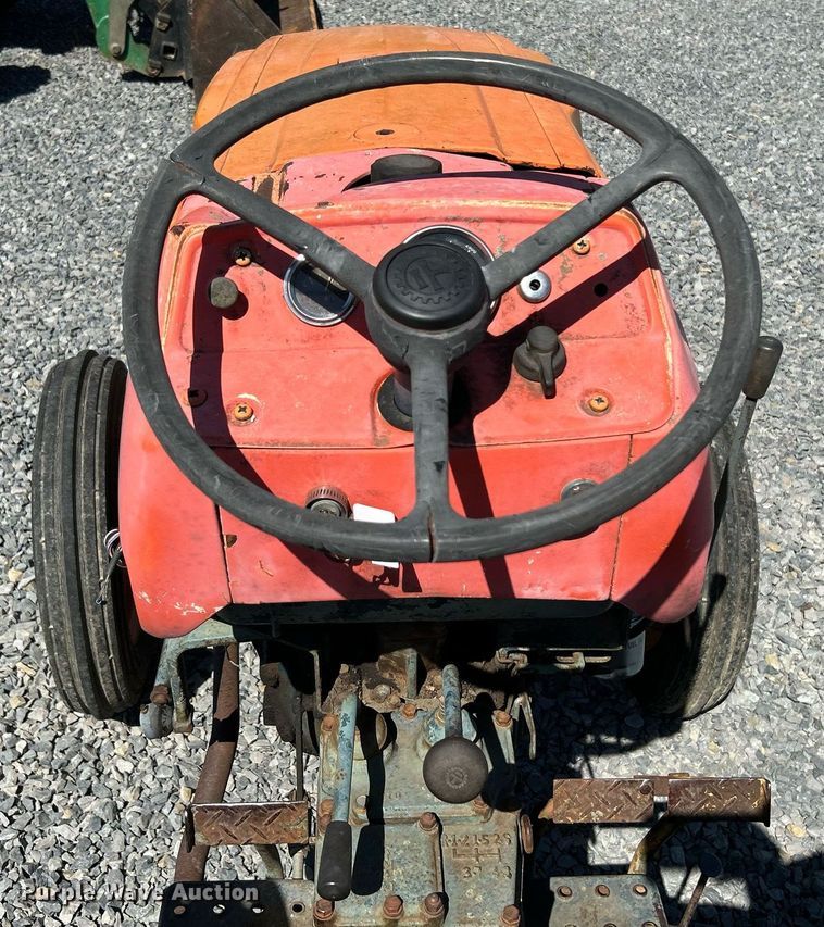 image for item DJ6252 Kubota L285  tractor