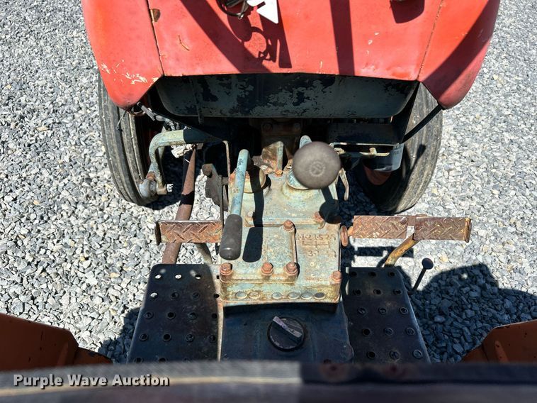 image for item DJ6252 Kubota L285  tractor