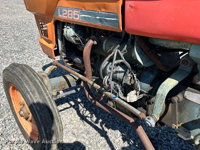 image for item DJ6252 Kubota L285  tractor