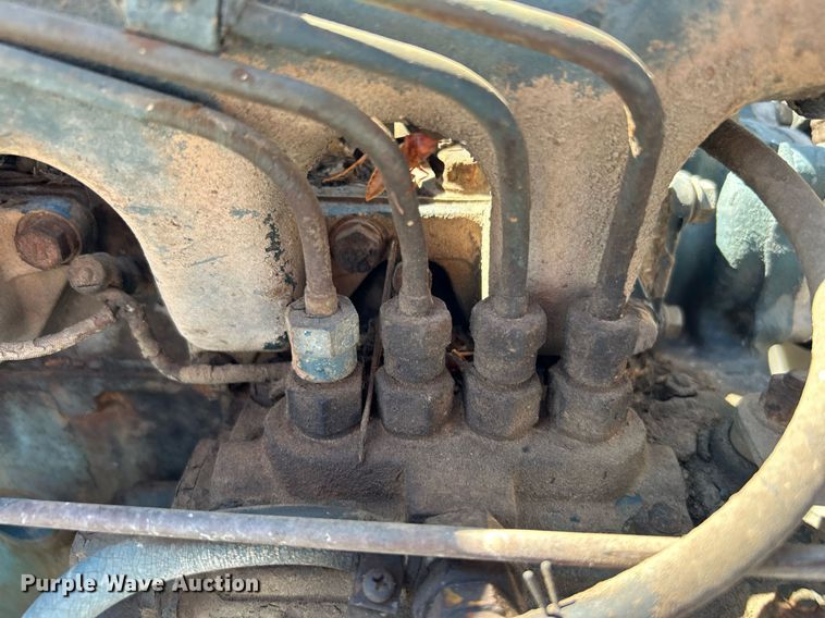 image for item DJ6252 Kubota L285  tractor