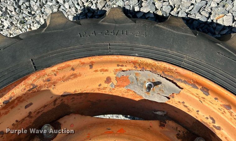 image for item DJ6252 Kubota L285  tractor