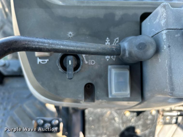 image for item DJ6253 Montana 5740C  MFWD tractor