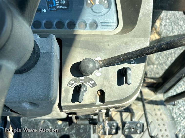 image for item DJ6253 Montana 5740C  MFWD tractor