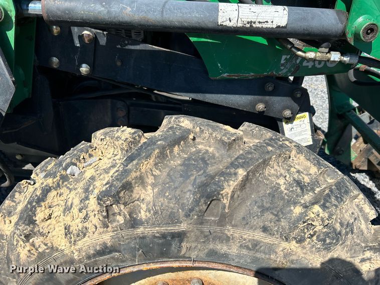 image for item DJ6253 Montana 5740C  MFWD tractor