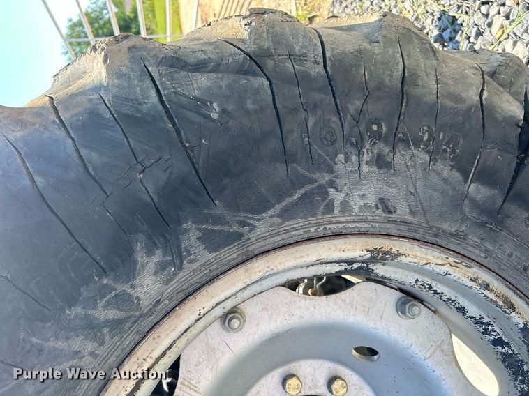 image for item DJ6253 Montana 5740C  MFWD tractor