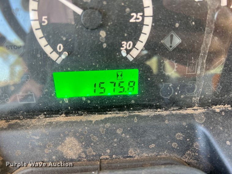 image for item DN3124 2015 John Deere 5075E  MFWD tractor