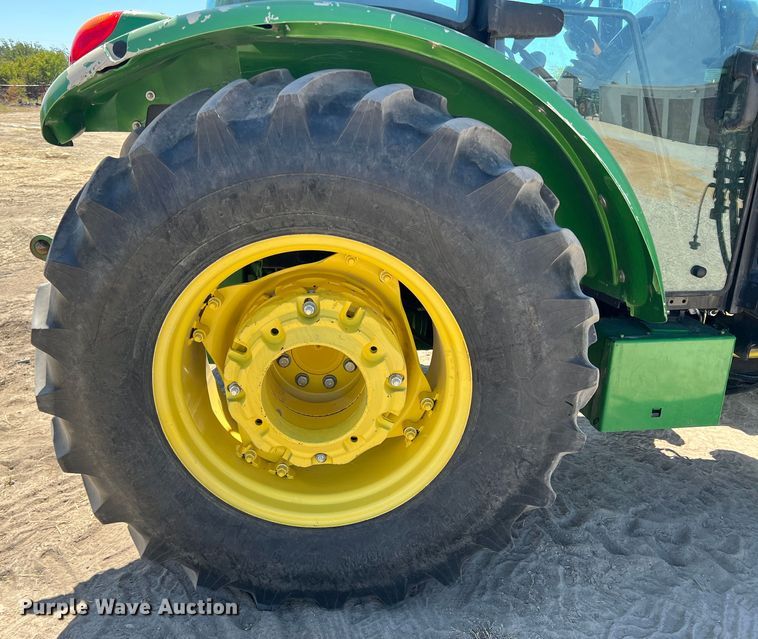 image for item DN3124 2015 John Deere 5075E  MFWD tractor