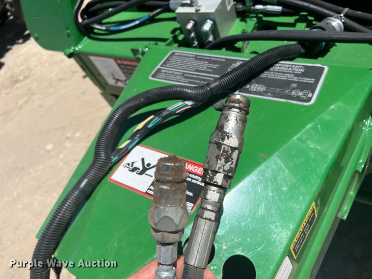 image for item DN3125 John Deere 450E  round baler