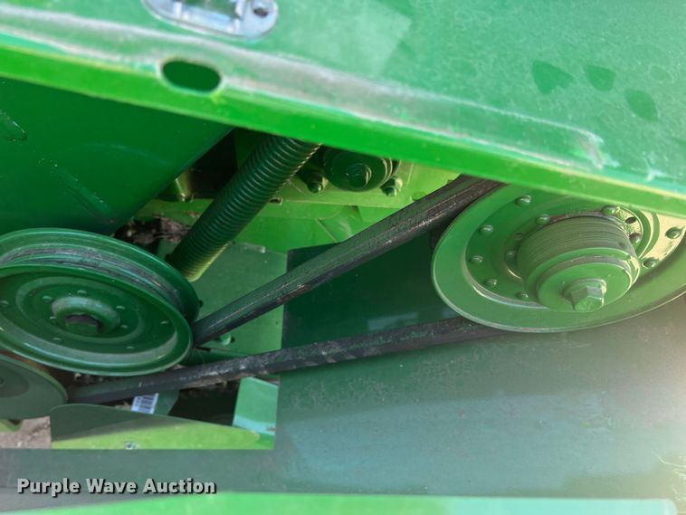 image for item DN3125 John Deere 450E  round baler