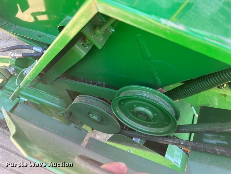 image for item DN3125 John Deere 450E  round baler