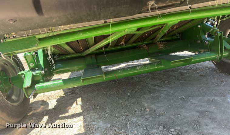 image for item DN3125 John Deere 450E  round baler