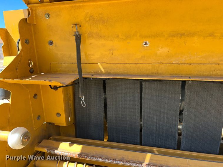 image for item DN3126 2011 Vermeer 604 Super M  round baler