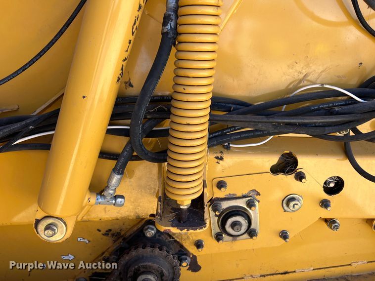 image for item DN3126 2011 Vermeer 604 Super M  round baler