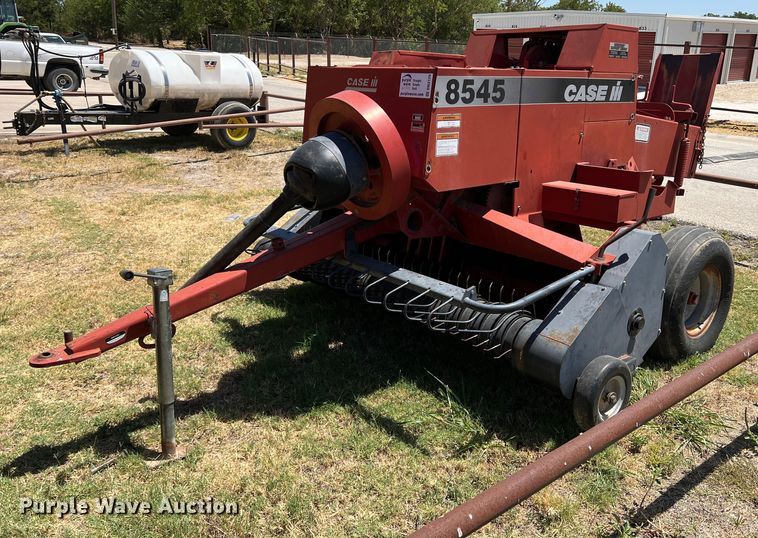 image for item DN3129 1997 Case IH 8545  small square baler