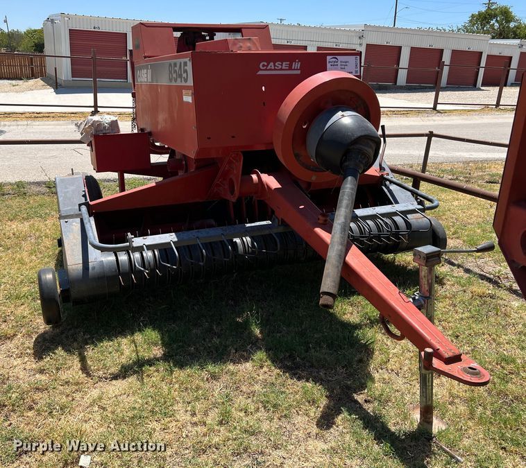 image for item DN3129 1997 Case IH 8545  small square baler