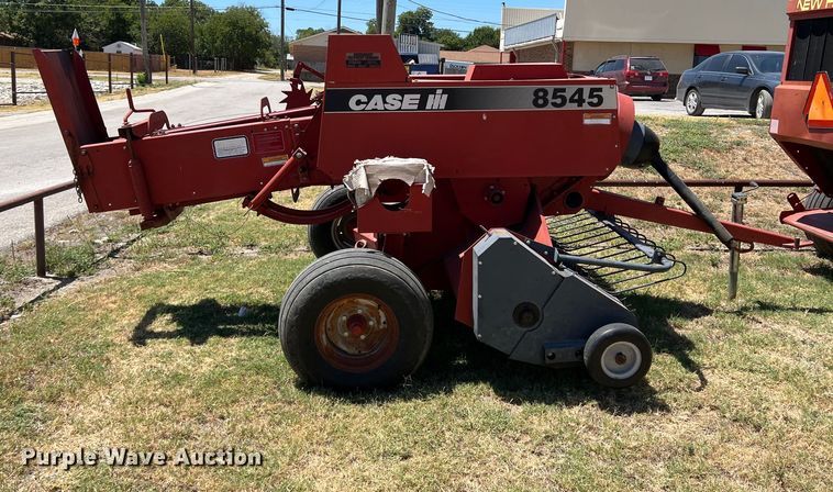image for item DN3129 1997 Case IH 8545  small square baler
