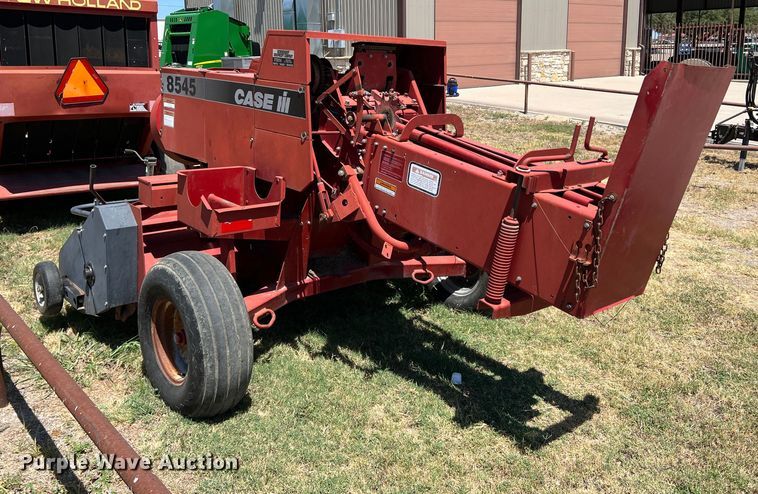 image for item DN3129 1997 Case IH 8545  small square baler