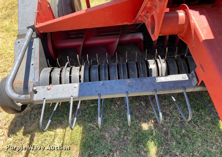 image for item DN3129 1997 Case IH 8545  small square baler